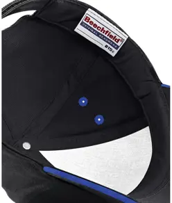 Cappellino Ultimate a 5 pannelli con visiera sandwich Beechfield