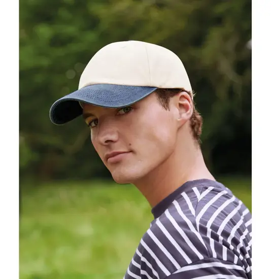 Cappellino vintage a basso profilo con visiera a contrasto Beechfield