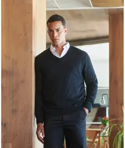 Maglione con scollo a V in acrilico effetto cashmere Henbury