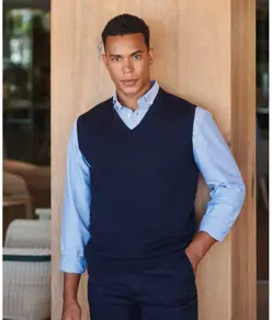 Maglione smanicato con scollo a V Henbury