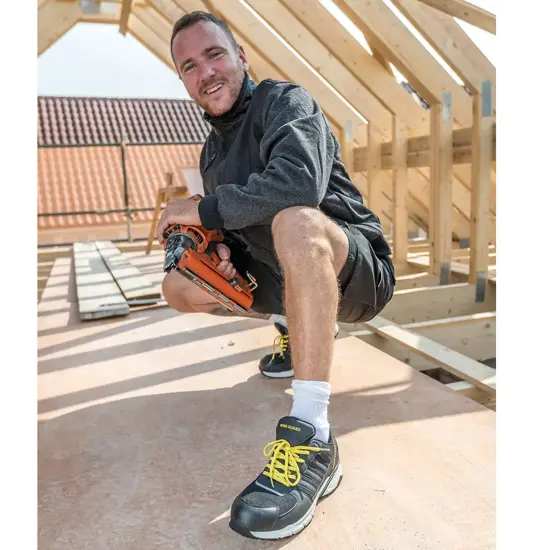 Scarpa antinfortunistica da ginnastica leggera Result Workguard