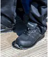 Scarpa antinfortunistica total black Result Workguard
