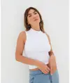 Top corto donna a collo alto SF