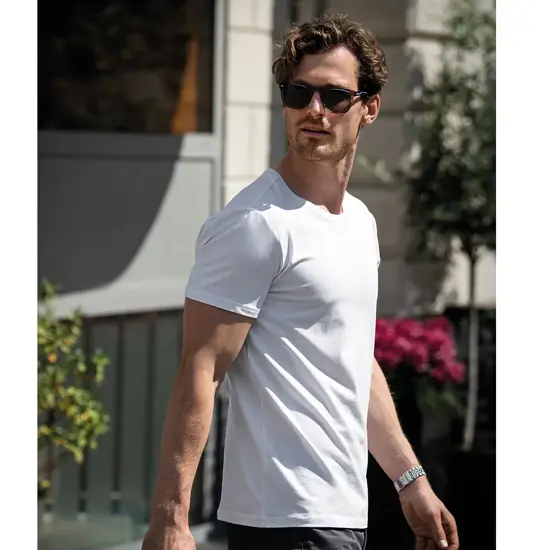 T-shirt essenziale Montauk Nimbus