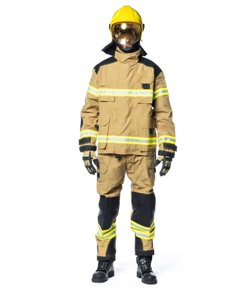 Completo antincendio boschivo Sahara, bande rifrangenti - rinforzi preformati su gomiti,ginocchia, spalle, caviglie fondo manica e fondo pantaloni