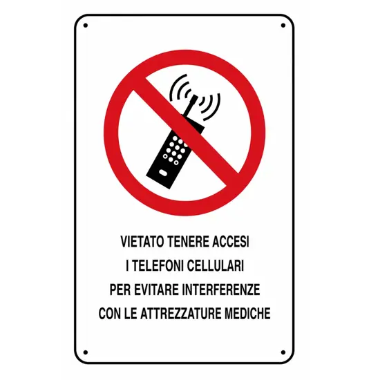 Cartelli di divieto  'vietato tenere accesi i telefoni cellulari per evitare interferenze con le attrezzature mediche'