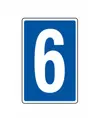 Cartello con numero sfondo blu