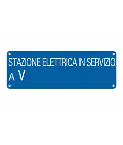 Cartello con scritta 'stazione elettrica in servizio a V__'