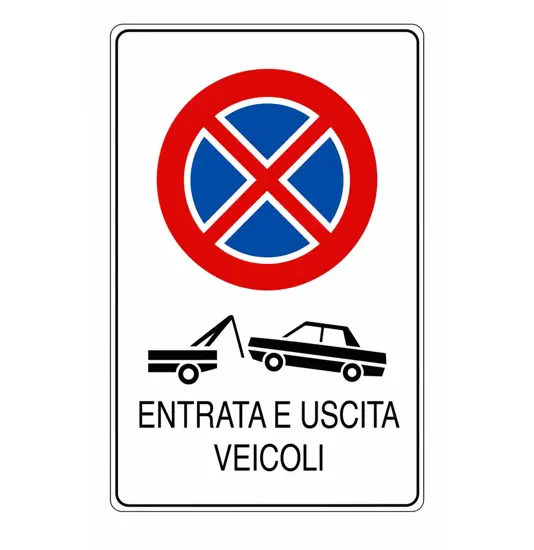 Cartello 'entrata e uscita veicoli'