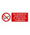 Cartello  in questo edificio è vietato fumare