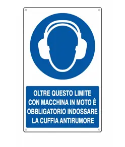 Cartello  oltre questo limite con macchian in moto è obbligatorio indossare
