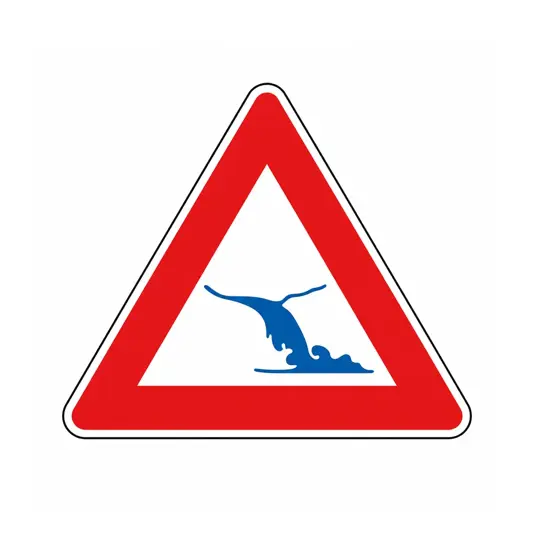Cartello pericolo onde di piena improvvise