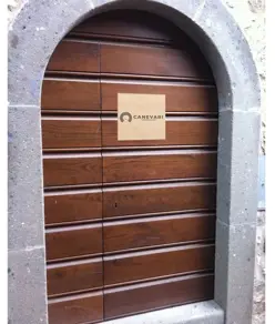Cartello personalizzato con incisione a laser su legno  formato quadrato