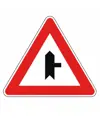 Cartello stradale intersezione con precedenza a destra