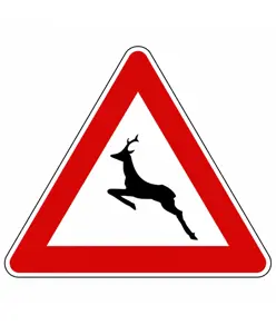Cartello stradale pericolo animali selvatici