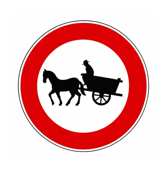 Cartello transito vietato ai veicoli a trazione animale
