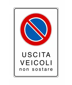 Cartello 'uscita veicoli non sostare'