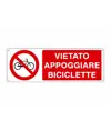 etichette adesive  vietato appoggiare biciclette