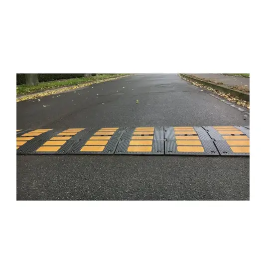 Dosso rallentatore di velocità