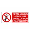 etichette adesive  vietato accedere ai locali con apparecchi radio