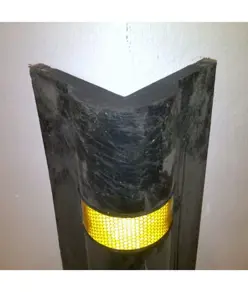 Paraspigoli angolare in PVC rigido