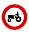 Segnale stradale divieto di transito alle macchine agricole