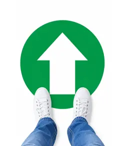 Segnaletica adesiva da pavimento con simboli standard