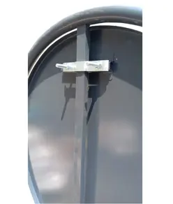 Sostegno ad archetto in ferro verniciato per cartello tondo.