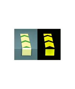 Striscia angolare luminescente per scale e gradini