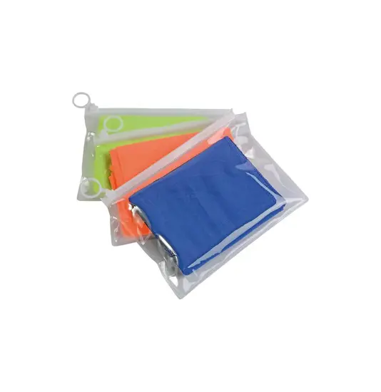 Astuccio in PVC per mascherine chirurgiche (20461C) e per telo sport refrigerante (18424)