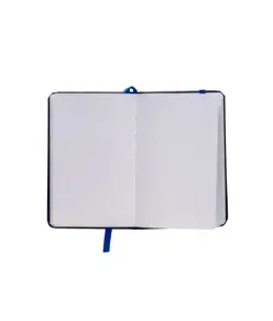 Quaderno in PVC con elastico colorato, fogli bianchi (80 pag.), segnalibro in raso