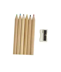 Set composto da 6 matite in legno colorate, temperino in plastica e album, in scatola