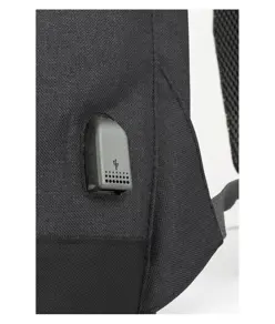 Zaino porta PC con chiusura antifurto, con presa USB,  in poliestere