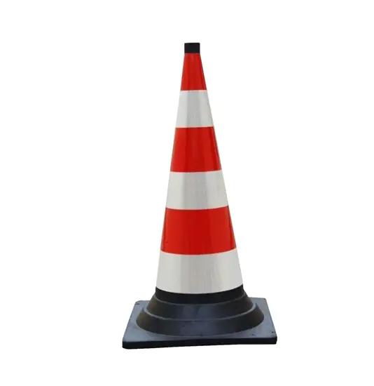 Cono segnaletico pesante omologato in gomma