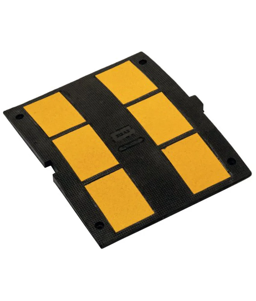 Dosso artificiale h 3 cm, elementi componibili - per strada con limite velocità 30-50 km/h - approvazione del Min. Trasporti