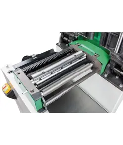 Pialla combinata a filo e spessore con avanzamento automatico del pezzo, interruttore d'emergenza e cappa aspira trucioli integrata