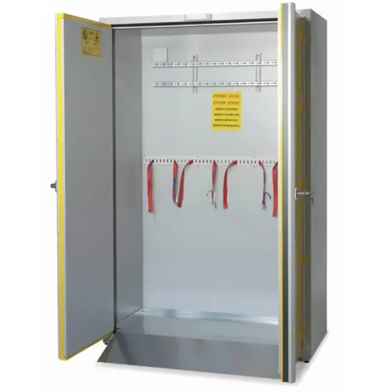 Armadio per 4 bombole di gas da 50 litri compressi