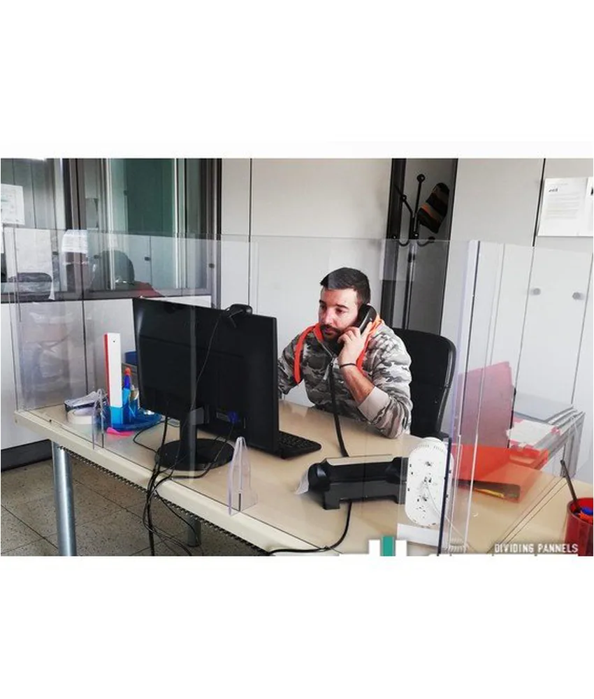 Pannello anti contagio divisorio, Perimetrale da scrivania - in policarbonato - installazione facile