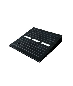 Rampa per marciapiedi Safemax in PVC riciclato Rampa per marciapiedi Safemax in PVC riciclato