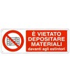 adesivi vietato depositare materiale davanti a estintori