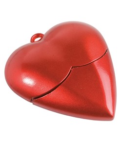 Chiavetta USB 4Gb, in plastica  a forma di cuore. Possibilità di import su richiesta