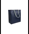 Shopper con soffietto in TNT laminato 100 g/m2 termosaldato, manici corti Handle