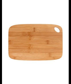 Tagliere da cucina in bambù con angoli arrotondatie foro per essere appeso.