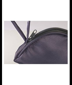 Beauty case in morbido poliestere con pratica maniglia da trasporto