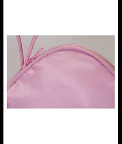 Beauty case in morbido poliestere con pratica maniglia da trasporto