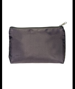 Beauty case in morbido poliestere. Chiusura con zip e fodera interna